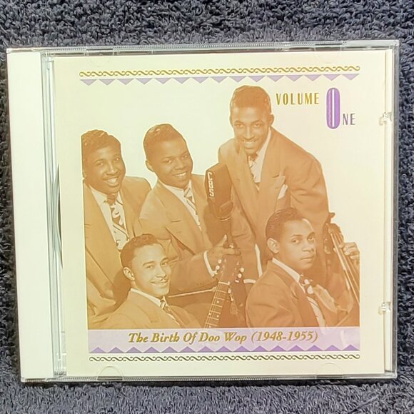 VINTAGE ORIGINAL  DOO WOP BOX SET ( NUMBER 1 ) COMPACT DISCS  AND BOOK - Picture 4 of 11